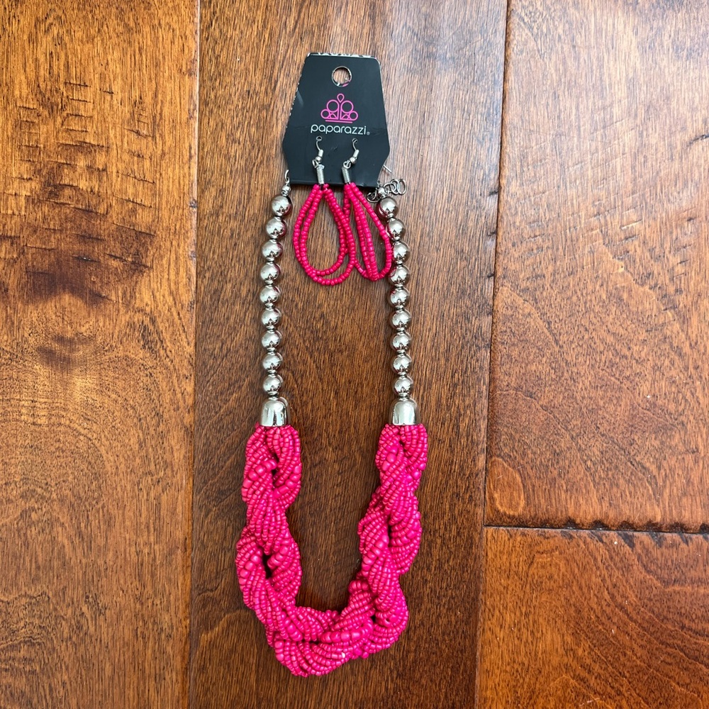 Paparazzi Fuchsia and Silver Beaded Necklace Set